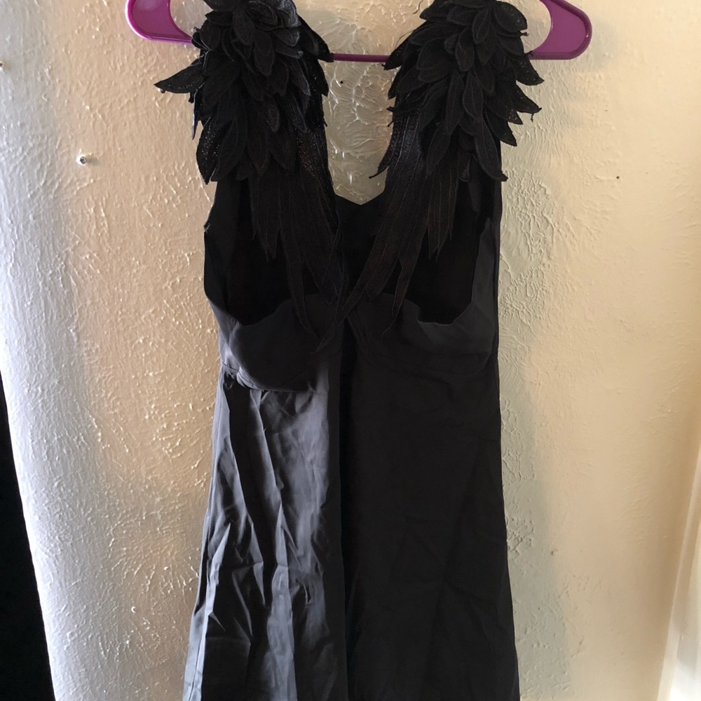 Dress - Picture 2 of 3